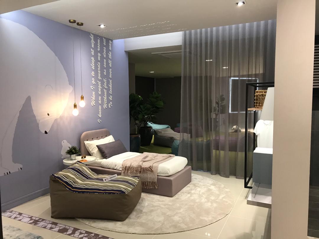 Anggun Show Unit hallway