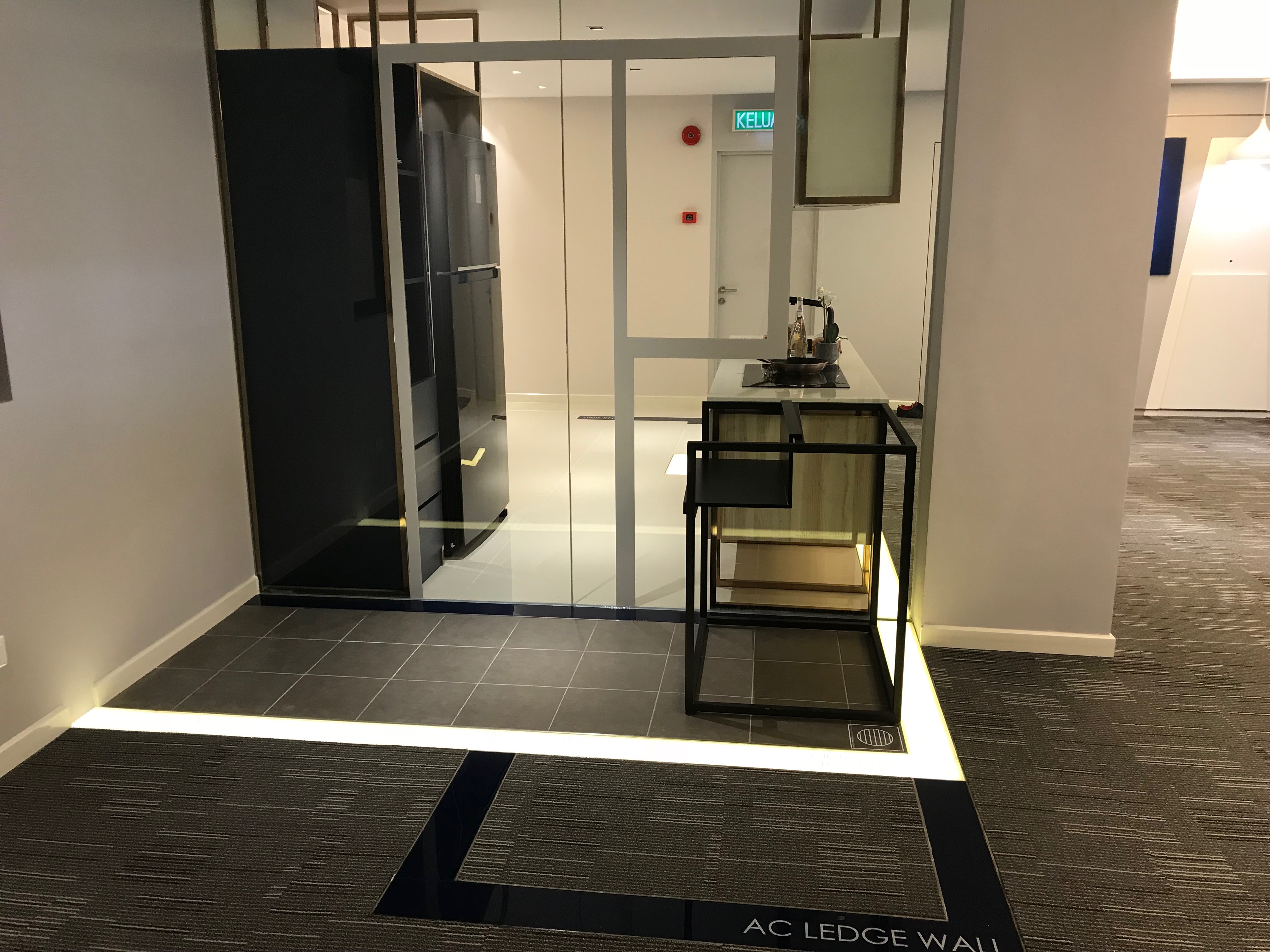 SVC Boulevard show unit