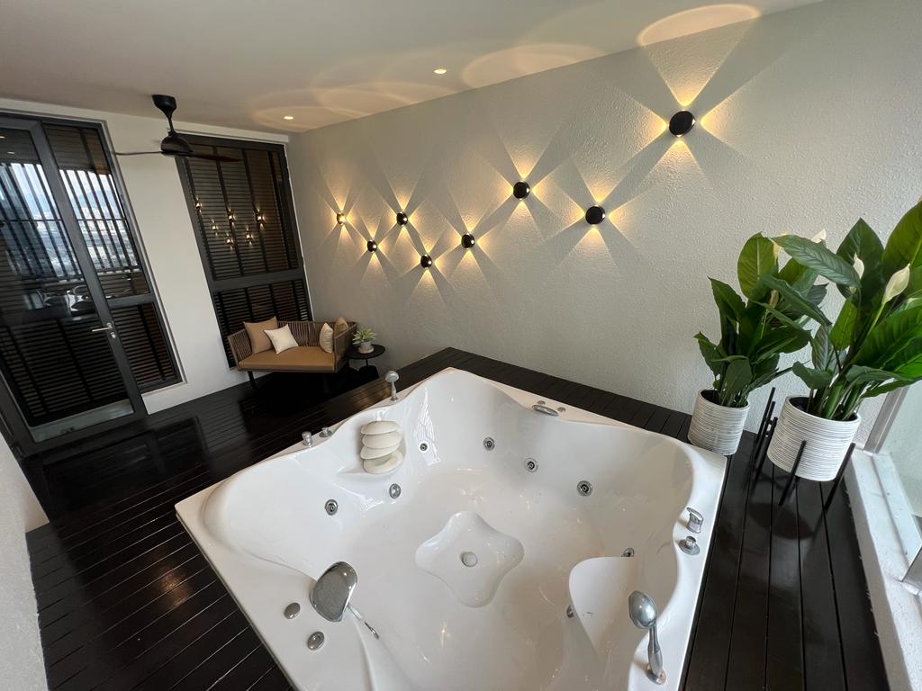 Icon Mont Kiara III jacuzzi