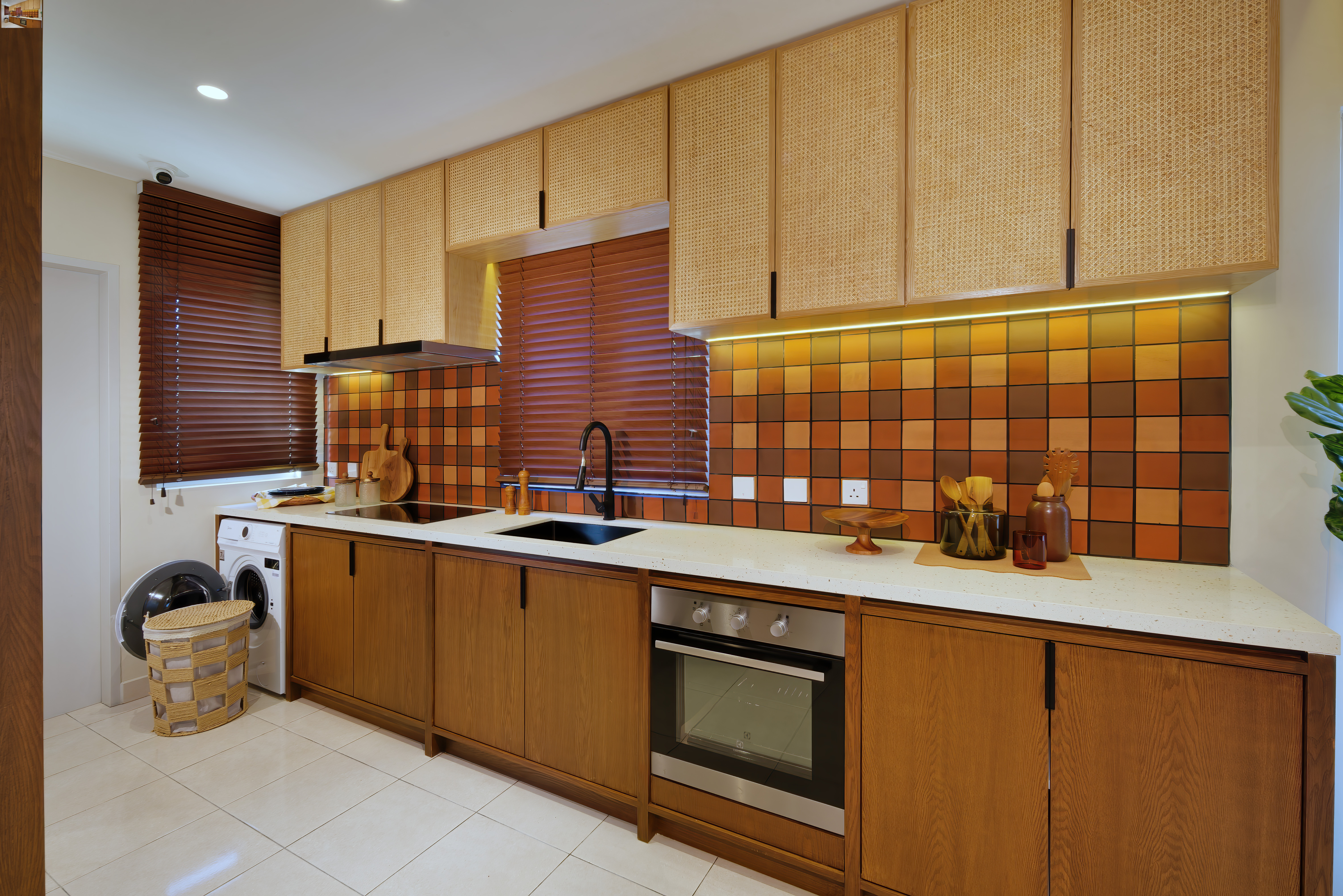 M Legasi Show Unit kitchen
