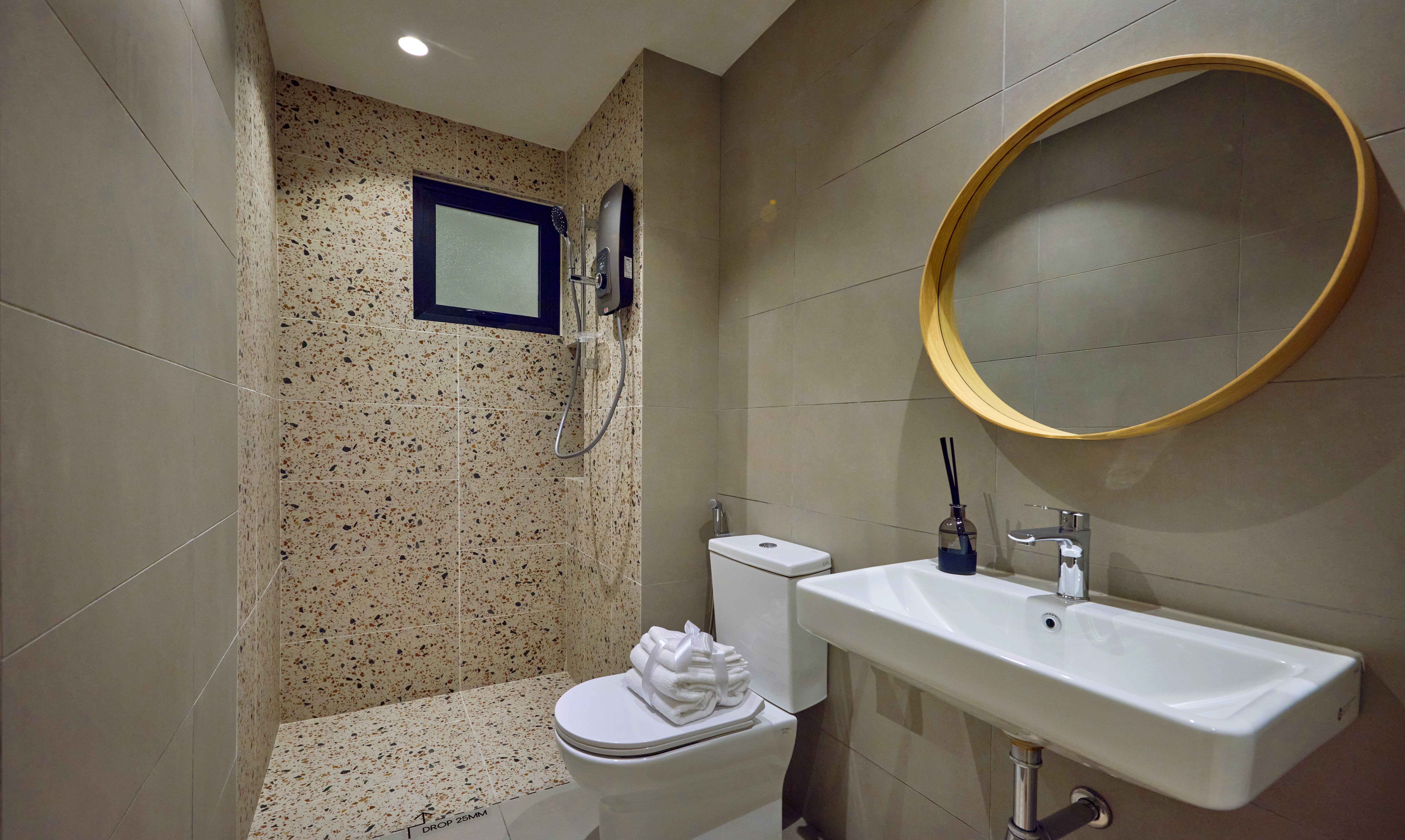 M Aria Type B view 9