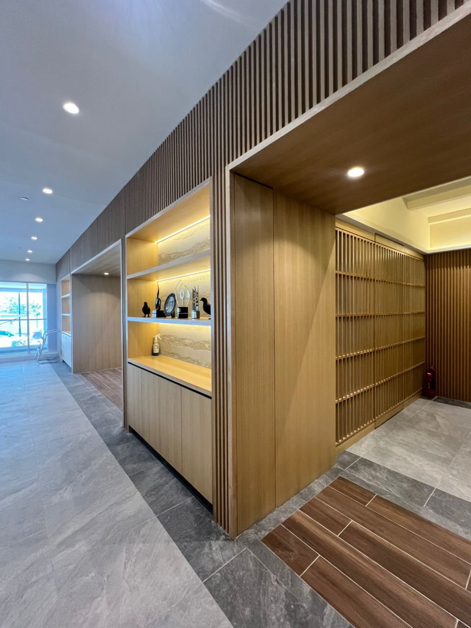 Wood lattice interior at M Zenni Show Unit